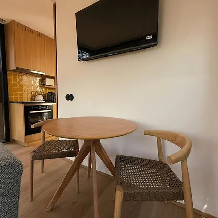 Alloggio in famiglia Five Senses *